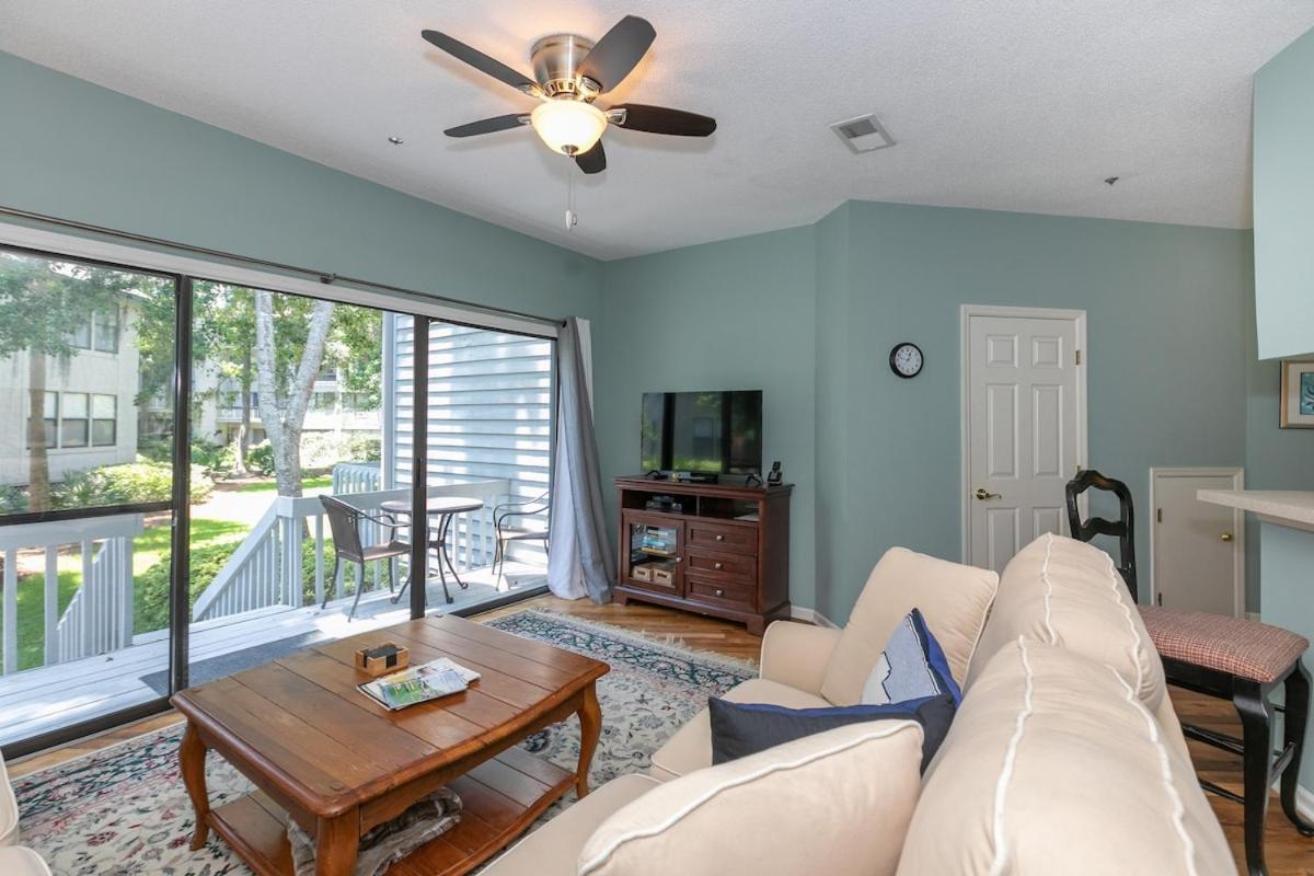 Pet Friendly Beach Life Villa 2 Bed 2 & One Half Baths Hilton Head Island Exterior photo